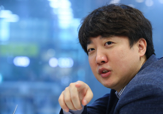 이준석 국민의힘 당대표 후보는 최근 서울 청량리역 한 카페에서 연합뉴스와 인터뷰했다.연합뉴스